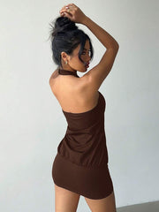 Vestido mini sexy ajustado con cuello halter y hebilla metálica para mujer de Aloruh Y2K, negro, atrevido y revelador, ideal para festivales y fiestas rave, vestidos de verano para mujer.