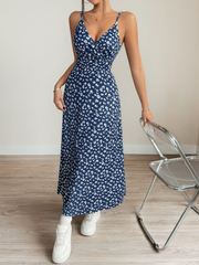 Vestido camisola cruzado sin espalda con estampado floral de TECCULI VCAY