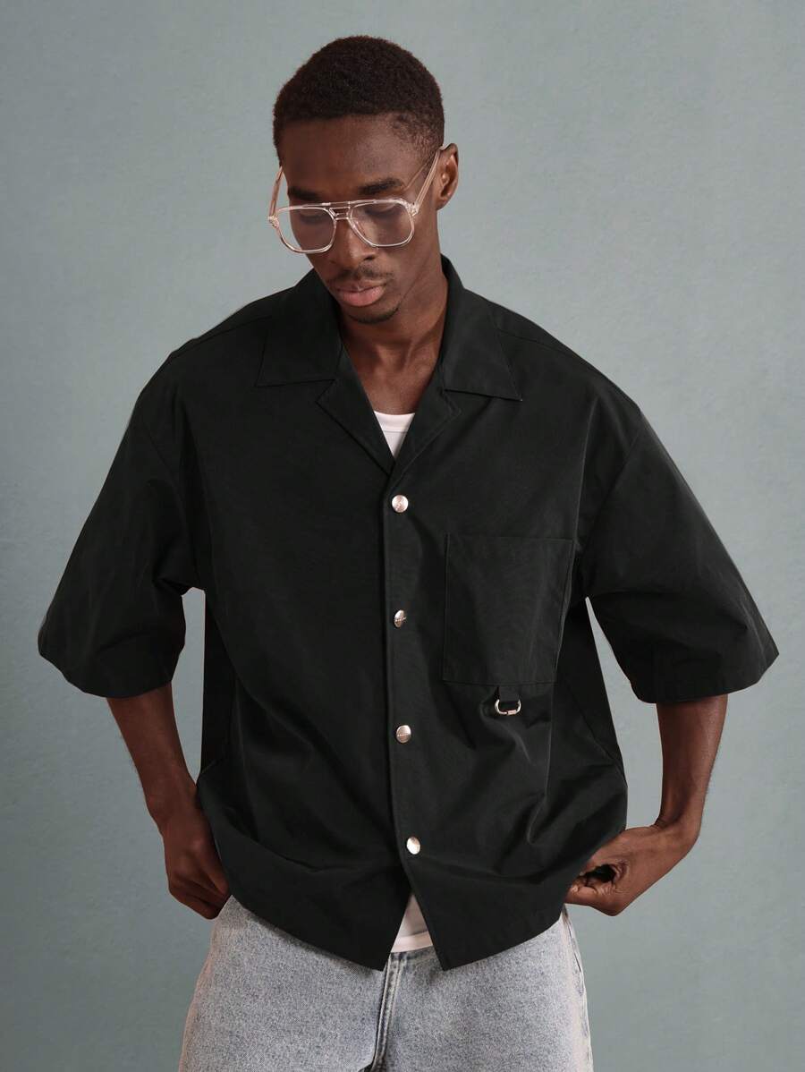 Camisa SUMWON moderna con botones y estampado de mensaje de estilo de vida, estilo urbano, informal, de manga corta, estilo urbano contemporáneo, para verano y otoño.