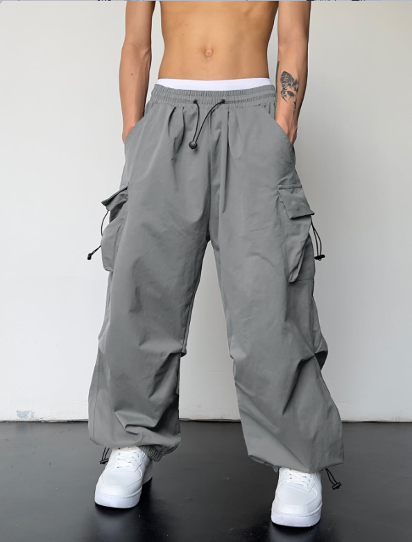 Pantalones cargo extragrandes TECCULI Manfinity EMRG para hombre con bolsillo de solapa y cordón lateral en la cintura, para la vuelta al cole