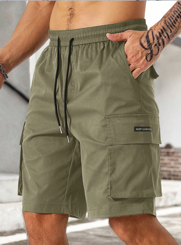 Pantalones cortos casuales con bolsillos cargo y letras parcheadas para hombre de talla grande TECCULI Manfinity LEGND