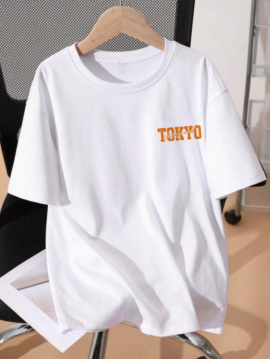 Camiseta de manga corta con estampado de coche, ideal para preadolescentes y estudiantes de verano.