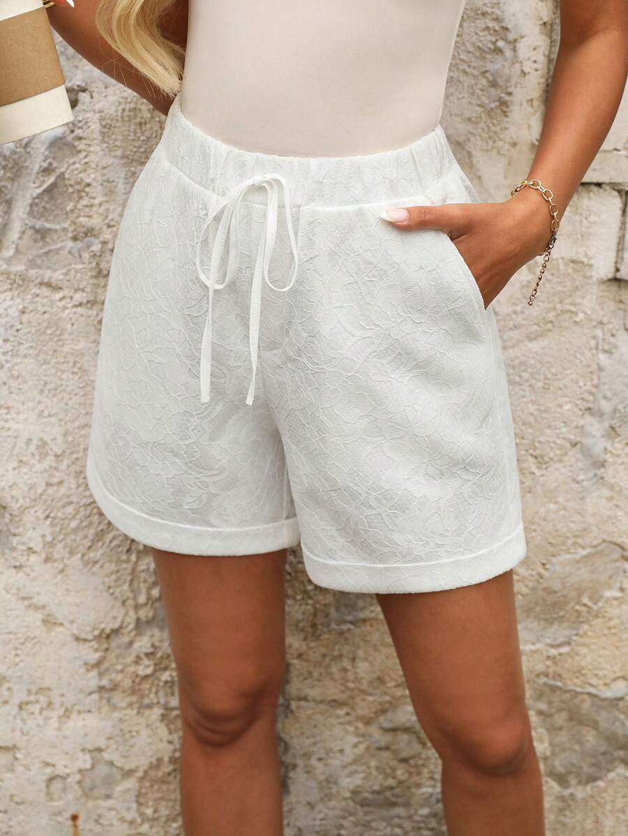 Pantalones cortos informales de verano de algodón verde con cintura elástica, dobladillo enrollado y bolsillos inclinados para mujer de Emery Rose