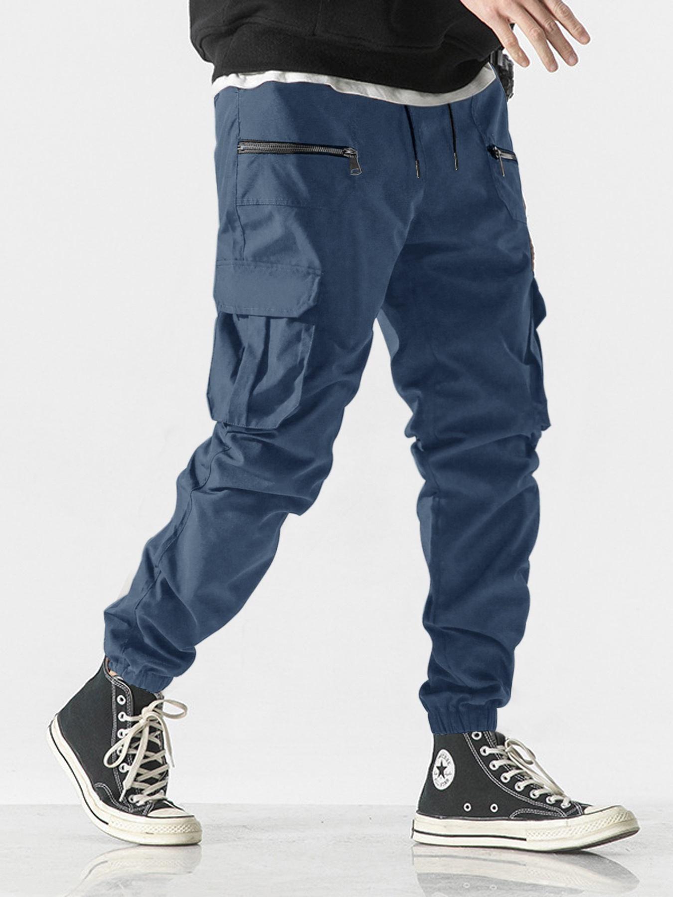 Pantalones cargo gris claro TECCULI para hombre con múltiples bolsillos, bolsillos con solapa y cintura con cordón lateral - Pantalones urbanos de poliéster cómodos para salidas informales, bolsillos funcionales informales de calle, cómodos y ajustados