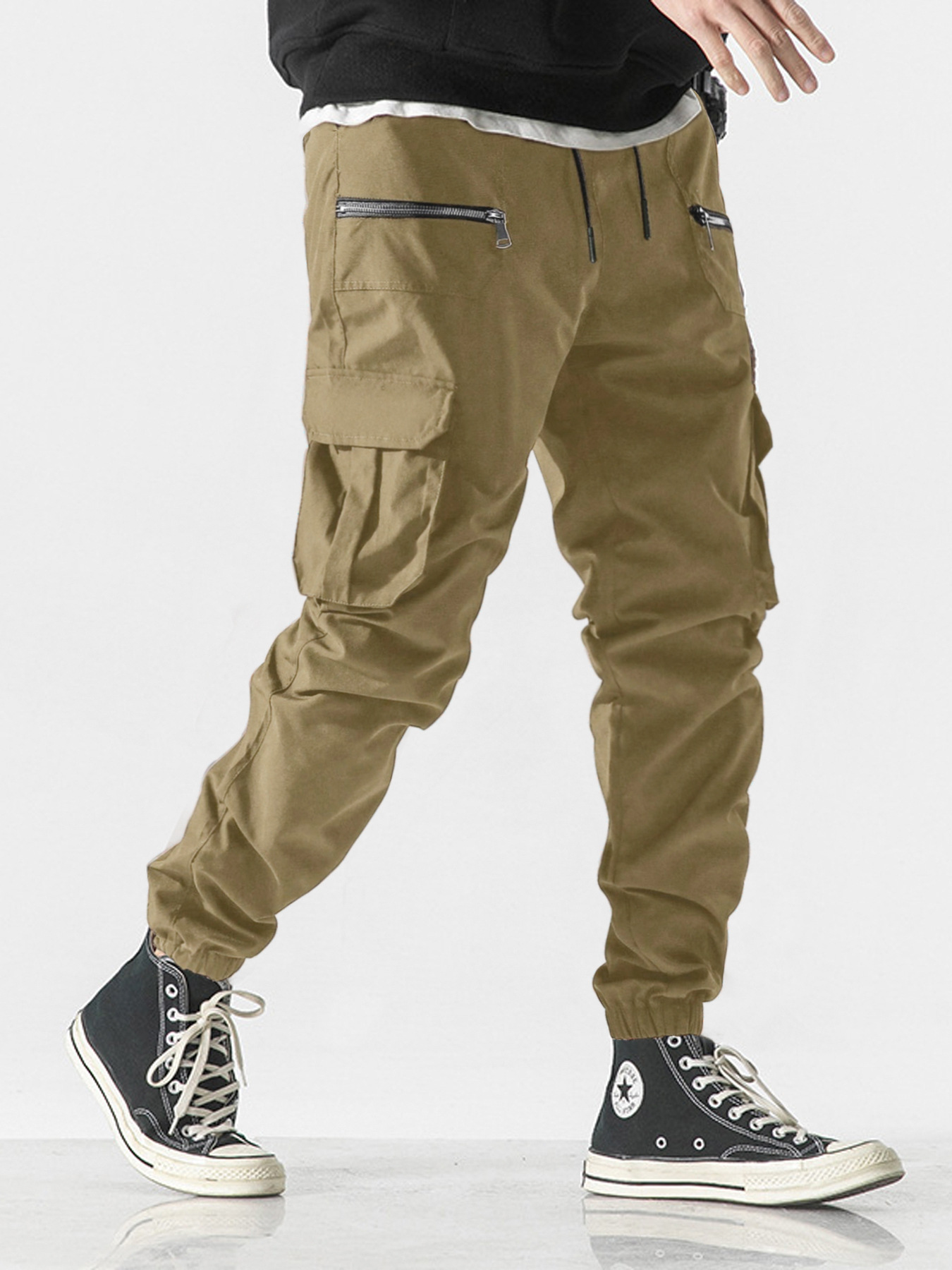 Pantalones cargo gris claro TECCULI para hombre con múltiples bolsillos, bolsillos con solapa y cintura con cordón lateral - Pantalones urbanos de poliéster cómodos para salidas informales, bolsillos funcionales informales de calle, cómodos y ajustados