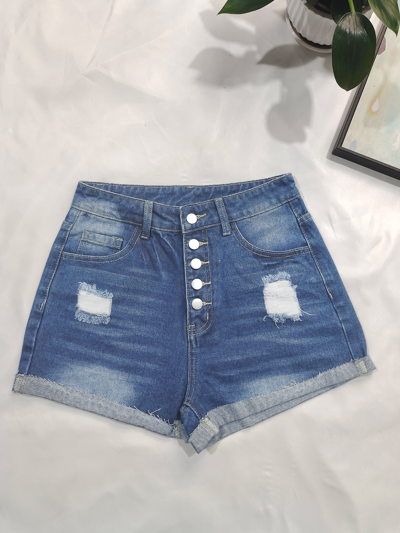 TECCULI STLY - Vaqueros cortos de talla grande para mujer, elásticos, ceñidos, estilo clásico retro, estilo urbano, con dobladillo deshilachado y botones delanteros, lavados en azul.