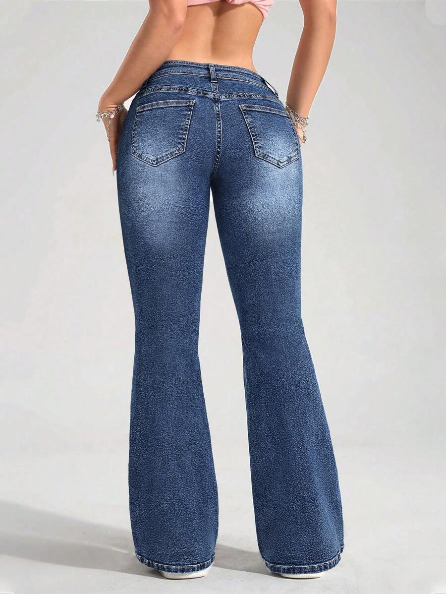 Vaqueros casuales ajustados con pierna acampanada y colores contrastantes para mujer de EZwear