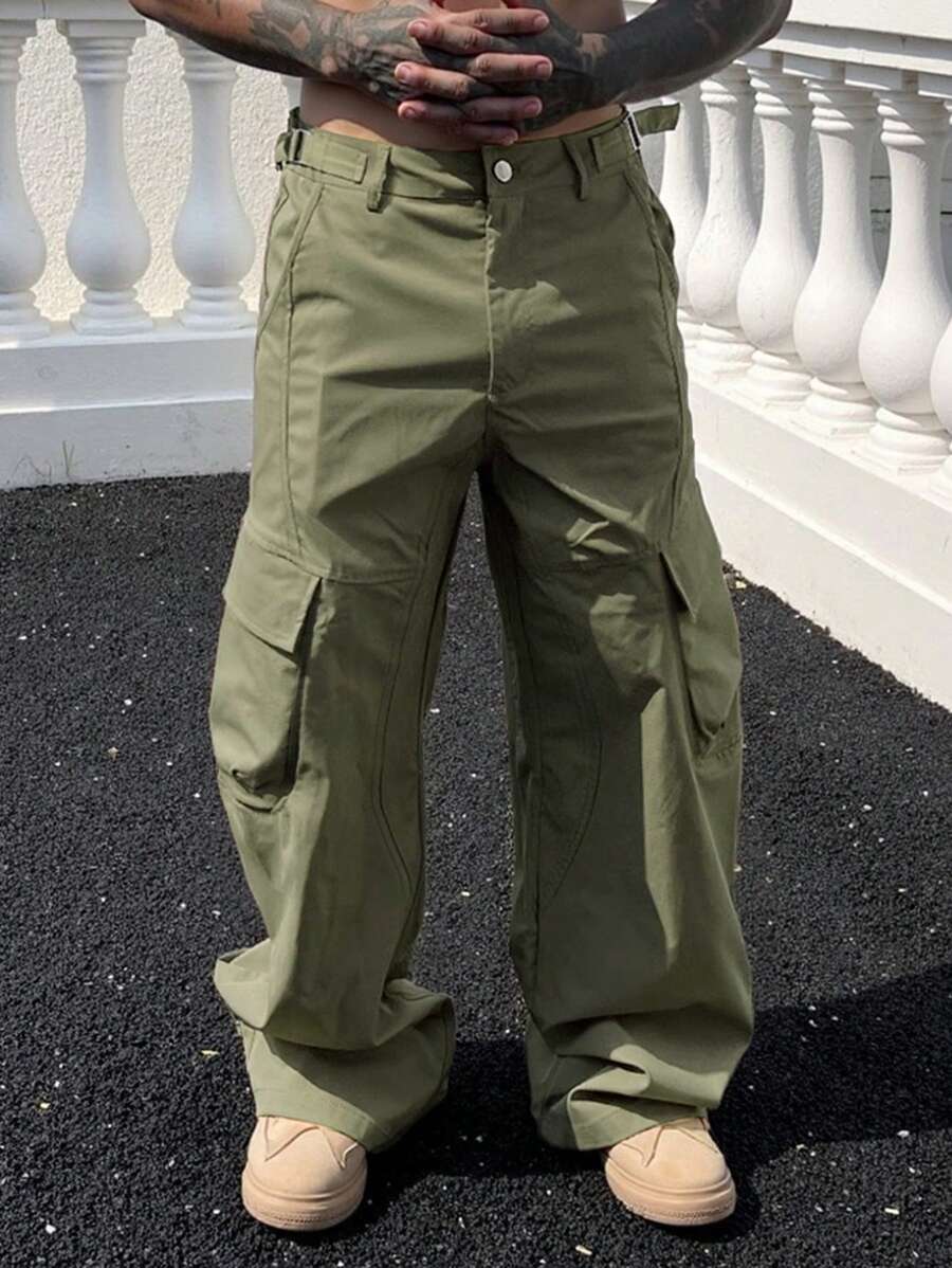 Pantalones cargo caqui informales Manfinity LEGND para hombre, corte holgado, recto, color liso, con múltiples bolsillos. Adelgazantes, color caqui, ideales para San Valentín.