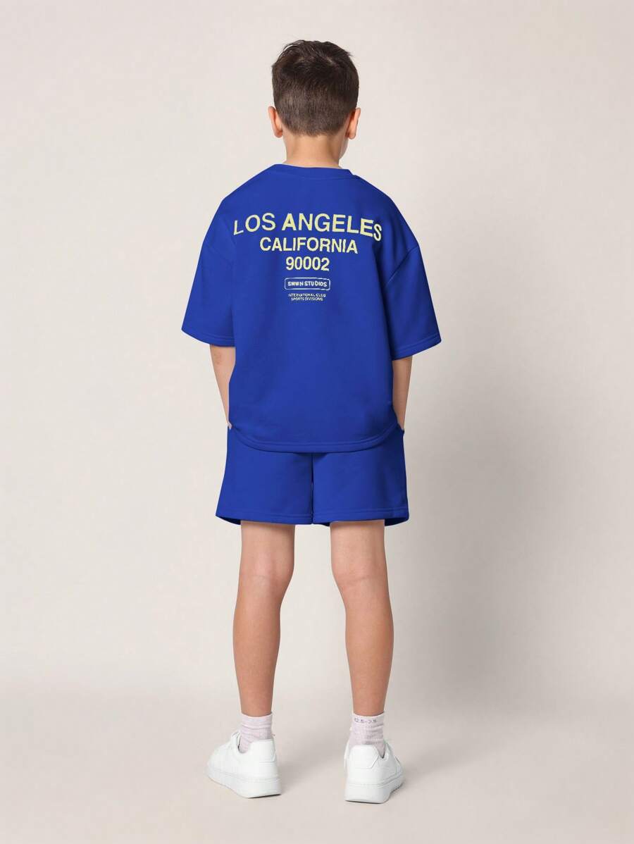 Conjunto deportivo de dos piezas para niños de SUMWON, ropa de estar por casa de Los Ángeles, California, estilo urbano atlético, informal, para entrenamiento de verano y primavera, conjunto a juego, pantalones cortos cómodos coordinados