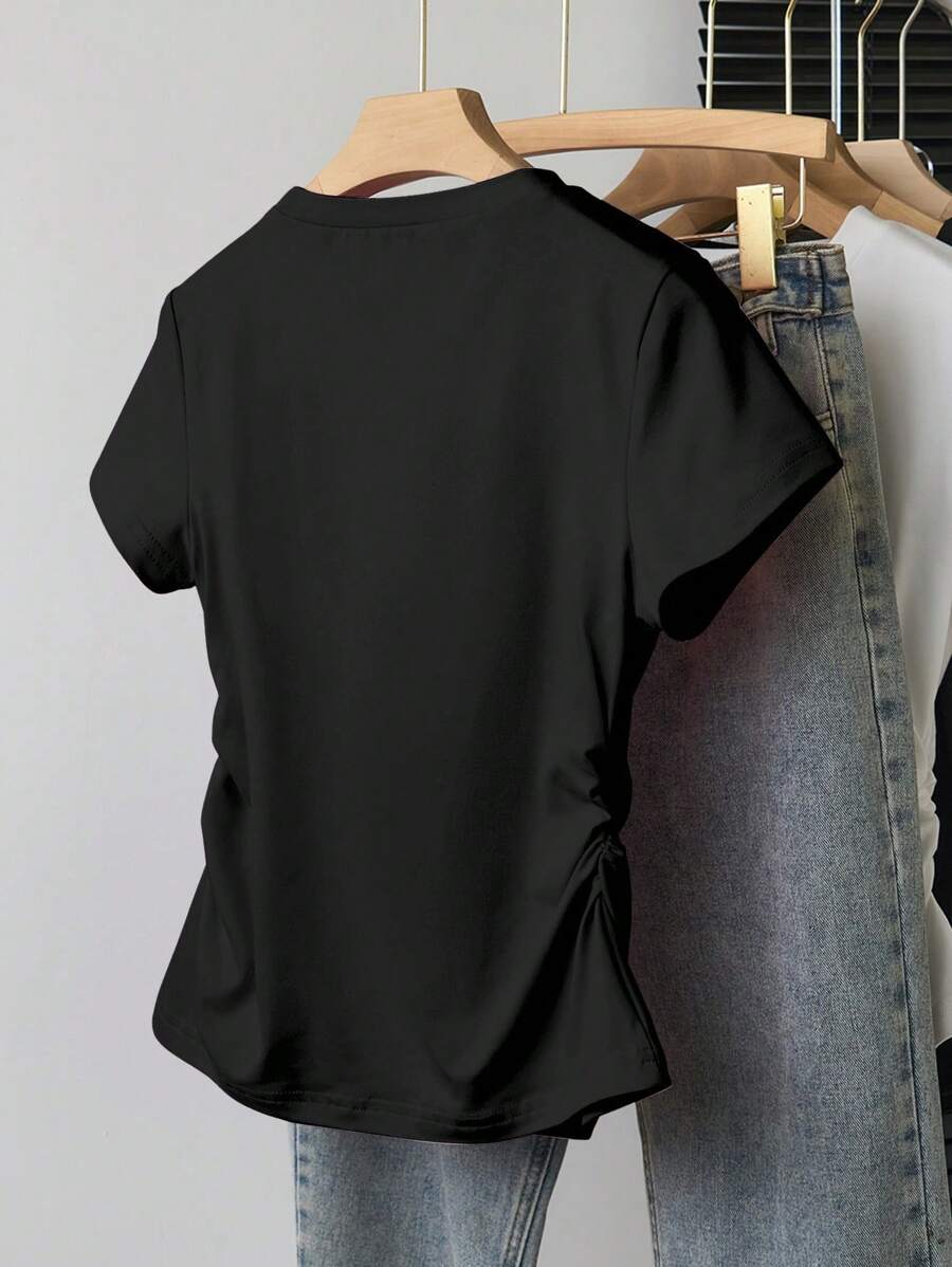 Camiseta informal minimalista con lazo rosa y volantes en la cintura para niña preadolescente de Wildeya