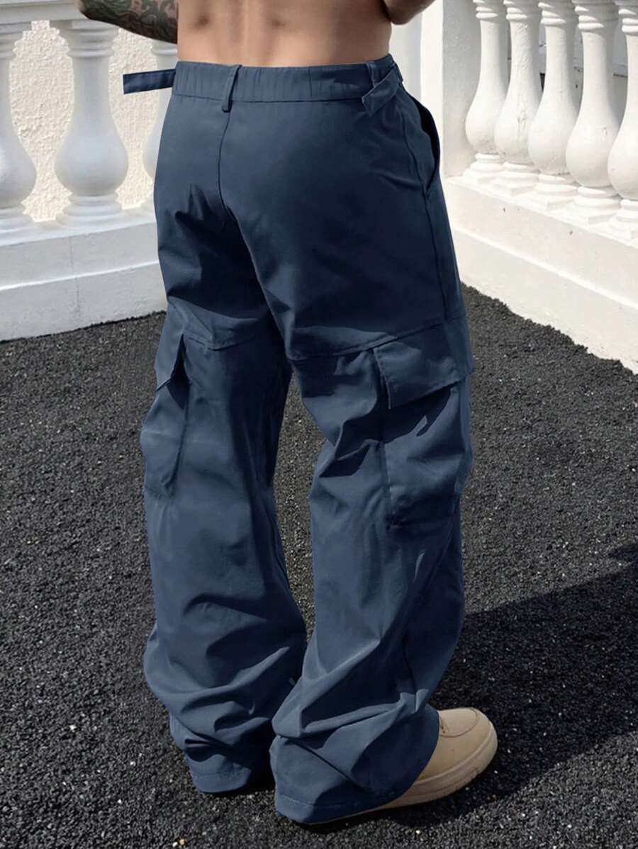 Pantalones cargo caqui informales Manfinity LEGND para hombre, corte holgado, recto, color liso, con múltiples bolsillos. Adelgazantes, color caqui, ideales para San Valentín.
