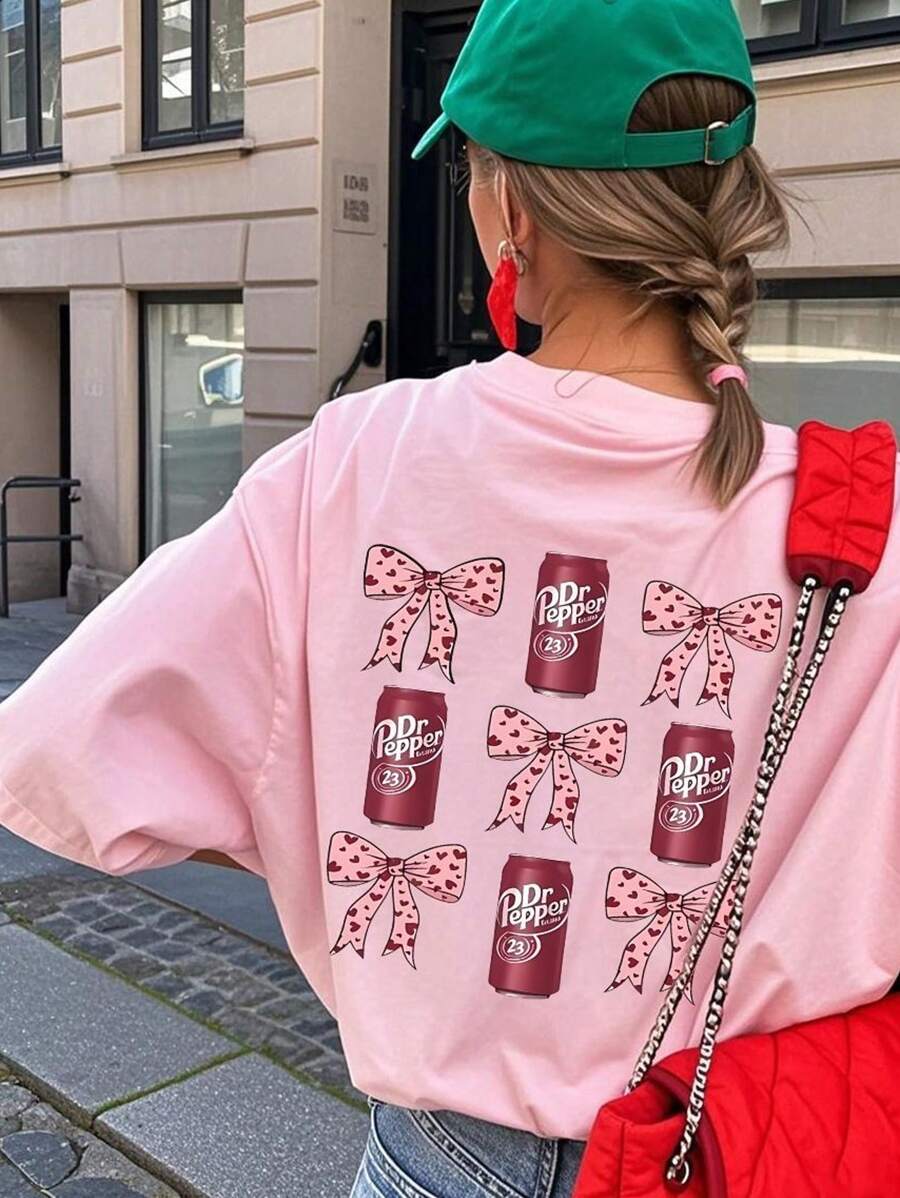 Camiseta de manga corta con estampado de lazo para niña, cómoda y moderna, ideal para estudiantes y jóvenes.