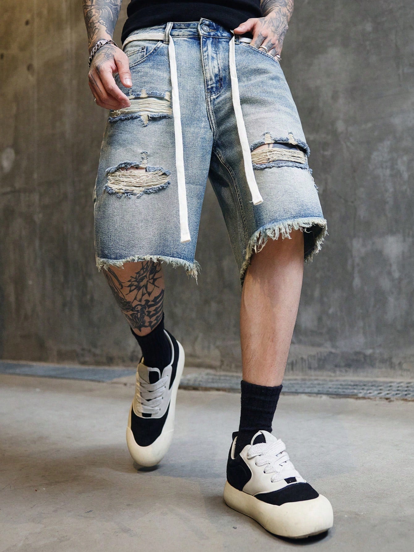 Pantalones cortos vaqueros desgastados, holgados y deshilachados de verano para hombre