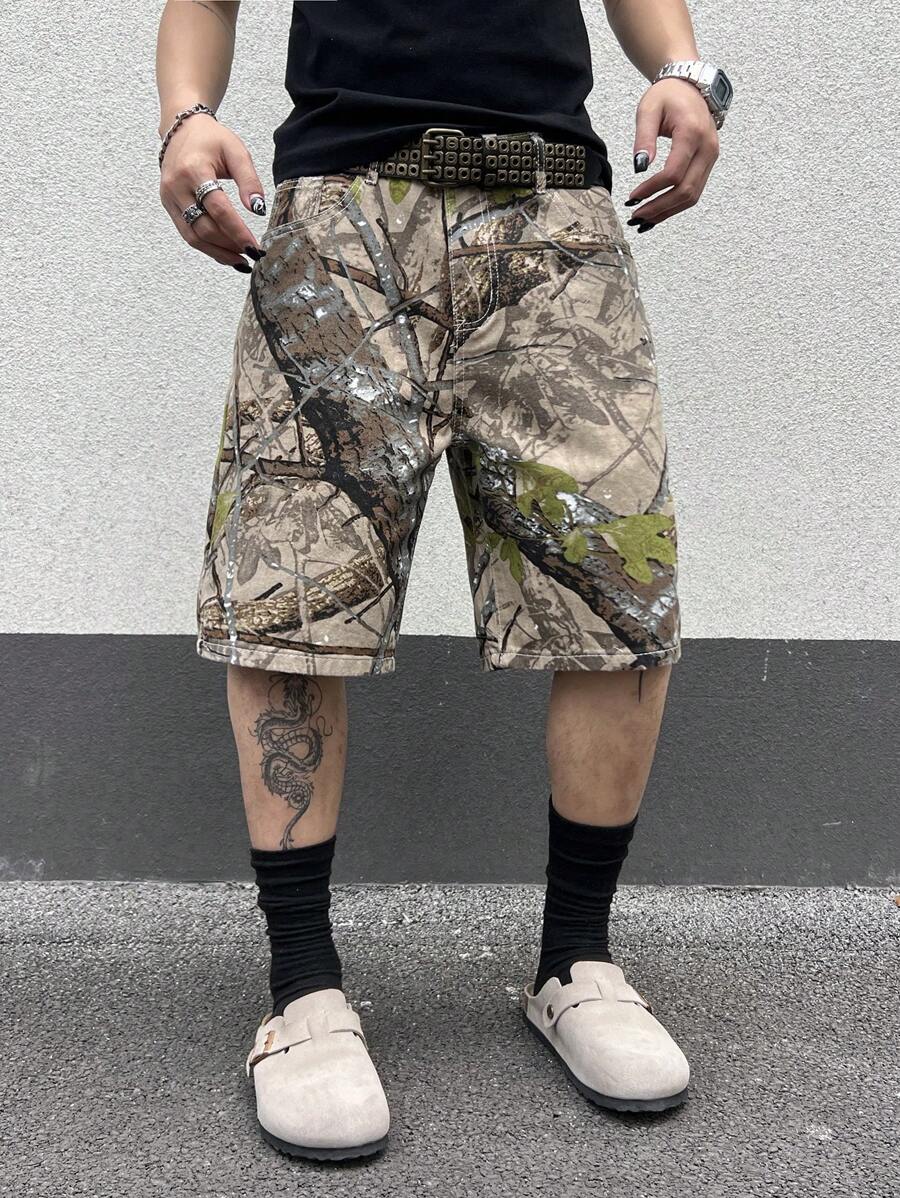 Pantalones cortos vaqueros holgados Manfinity LEGND para hombre, estilo casual, con estampado de ramas de árbol, camuflaje verde, ideal como regalo para esposo o novio.