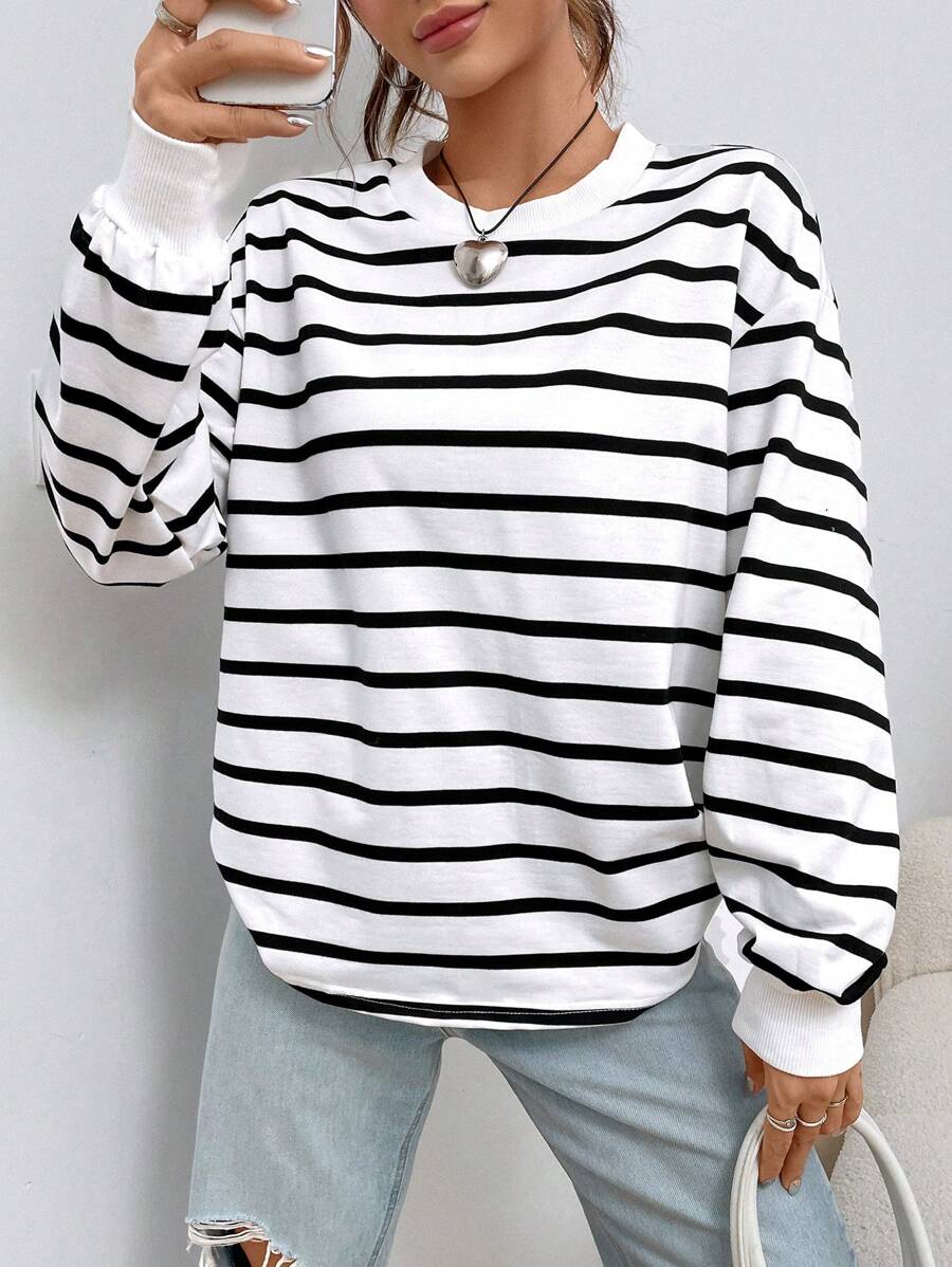 Sudadera con capucha EZwear Spring White Stripe Print con hombros caídos para graduación, regreso a clases, graduación, trajes para maestras para mujer, regreso a clases.
