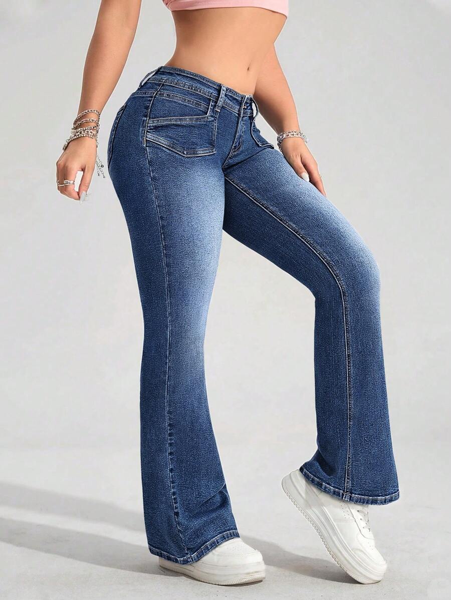 Vaqueros casuales ajustados con pierna acampanada y colores contrastantes para mujer de EZwear