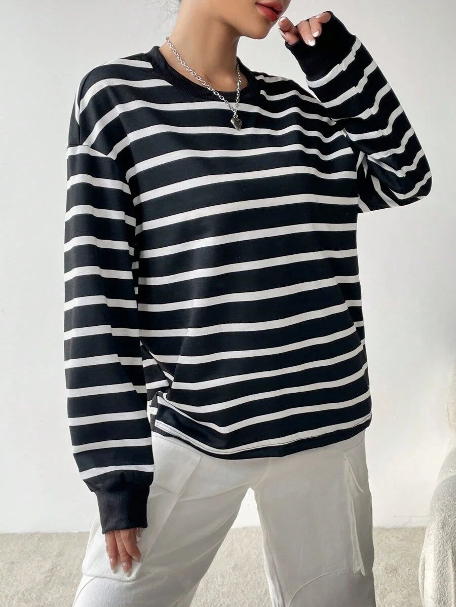 Sudadera con capucha EZwear Spring White Stripe Print con hombros caídos para graduación, regreso a clases, graduación, trajes para maestras para mujer, regreso a clases.