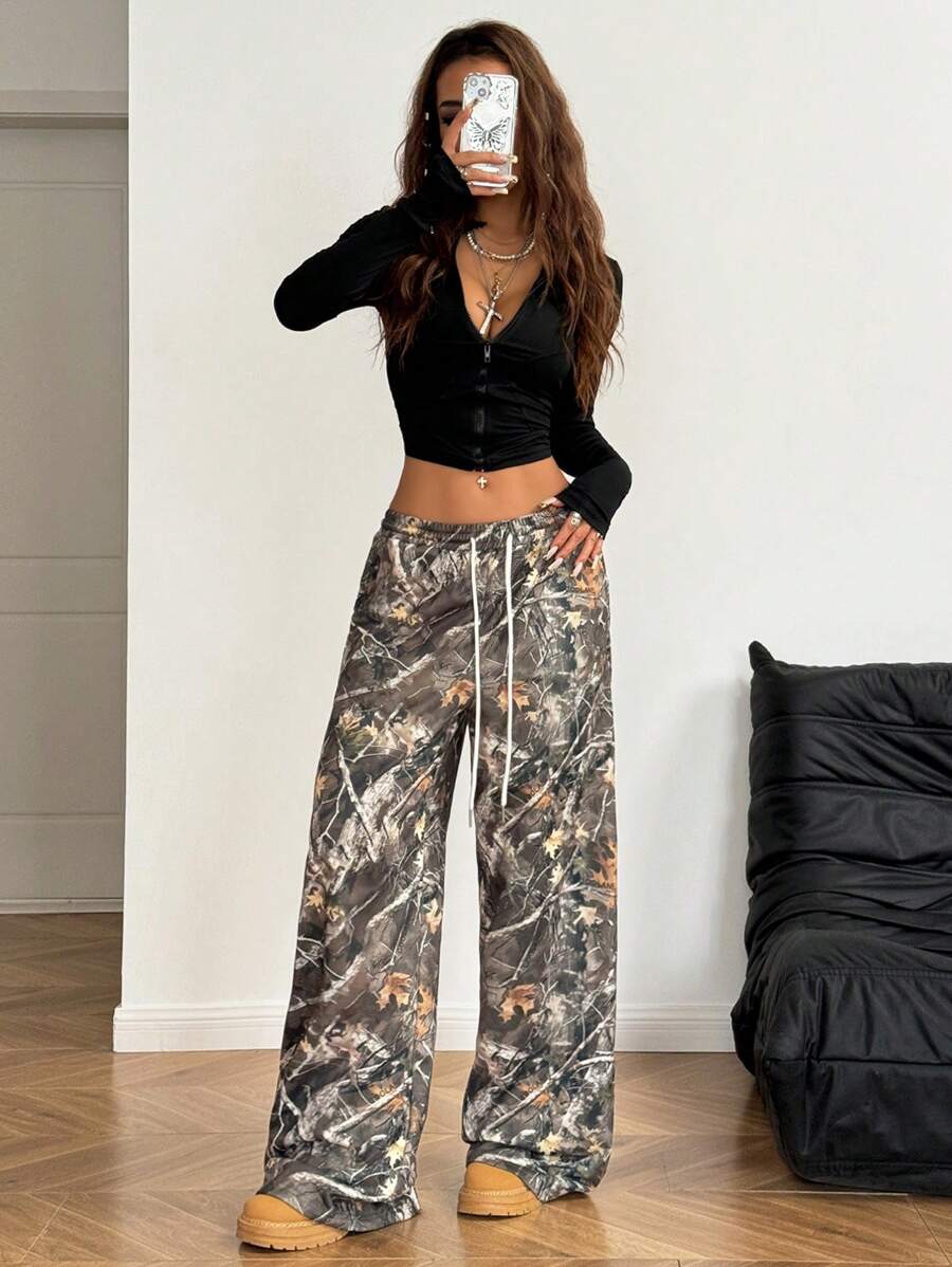 Pantalones anchos con cintura con cordón y estampado de camuflaje informal para mujer de Coolane para primavera y verano