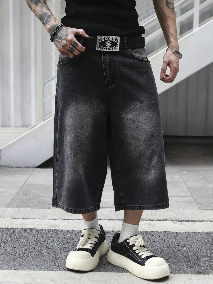 Pantalones cortos vaqueros holgados Manfinity Hypemode para hombre, estilo casual, lavados y de pierna ancha.