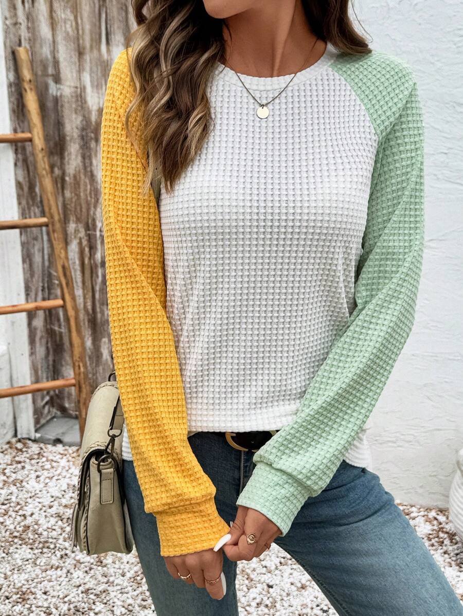 Sudadera de manga raglán con bloques de color de Emery Rose, camisetas de manga larga para graduación, atuendos para la vuelta al cole, trajes de profesora para mujer, ropa para la vuelta al cole.
