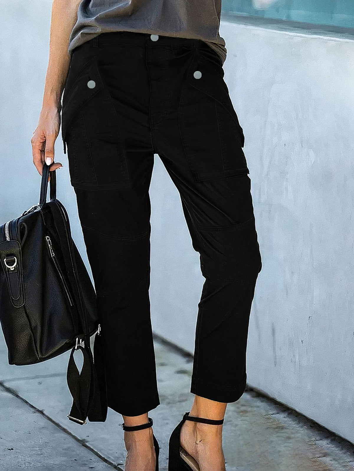 Pantalones TECCULI Lumivelle de tejido elástico para mujer con bolsillos y botones metálicos. Elegantes, sexys, para oficina y casuales, de corte ajustado para primavera, verano y otoño.