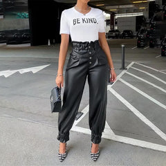 Pantalones deportivos con bolsillos inclinados y cintura paperbag RueChic de TECCULI