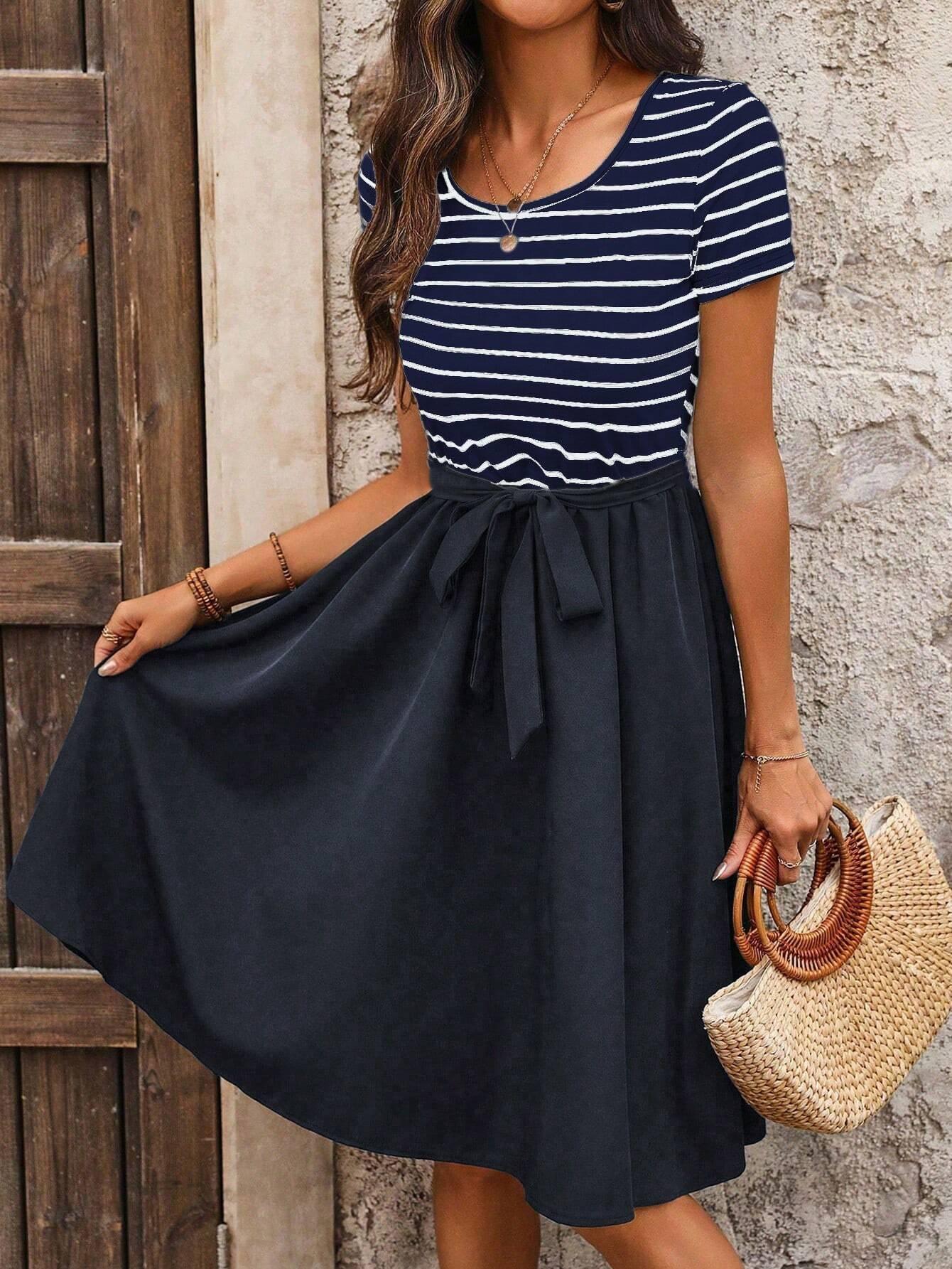 TECCULI Easowa - Vestido midi informal/festivo para mujer, fruncido, corte A, cuello redondo, sin mangas, ajustado, tejido texturizado a rayas, elegante para uso en exteriores e interiores. Vestidos de verano para mujer.